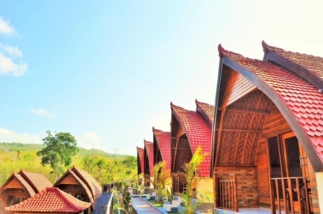 Surya Chandra Beach Bungalow Batununggul Εξωτερικό φωτογραφία