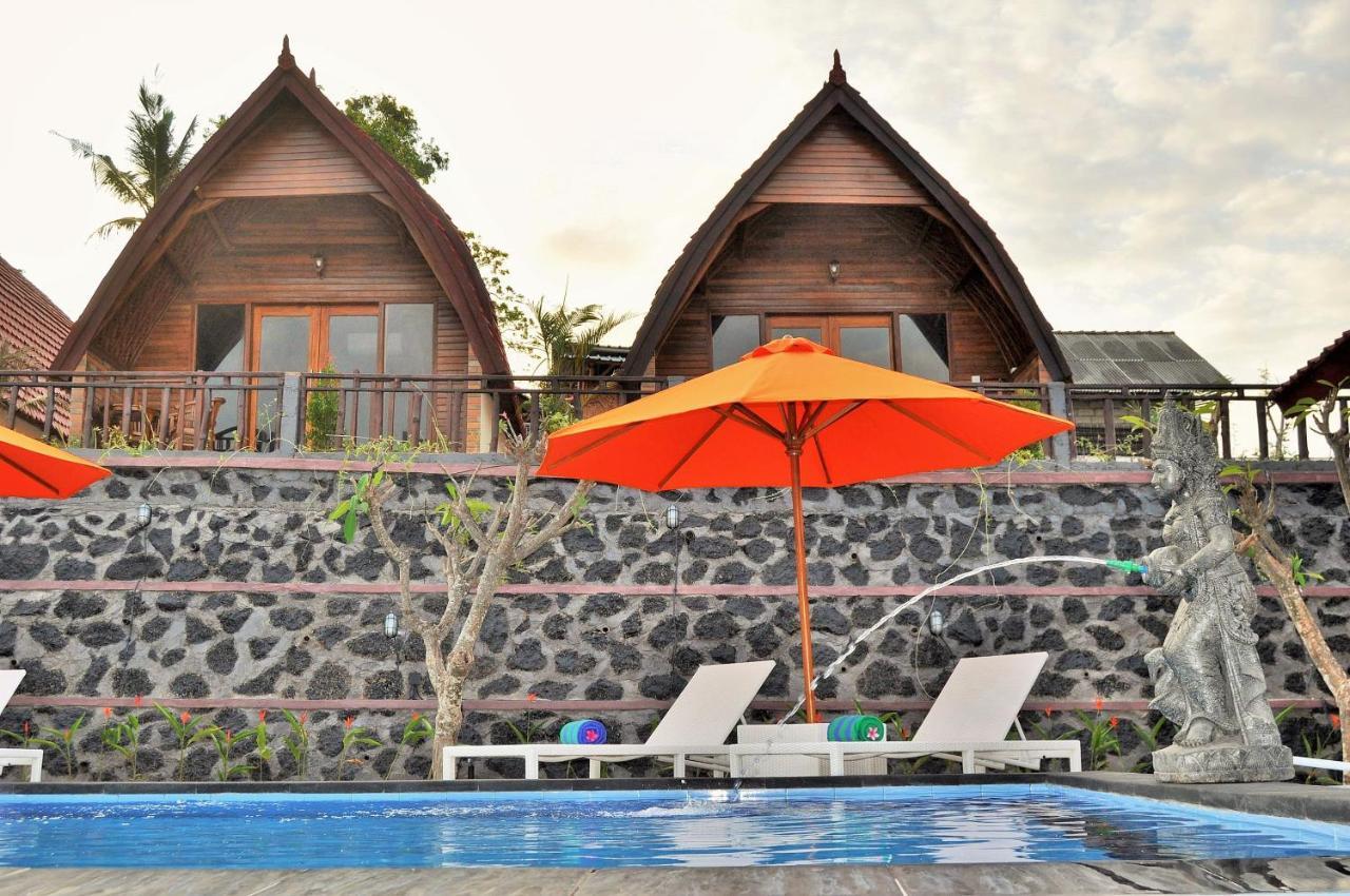 Surya Chandra Beach Bungalow Batununggul Εξωτερικό φωτογραφία