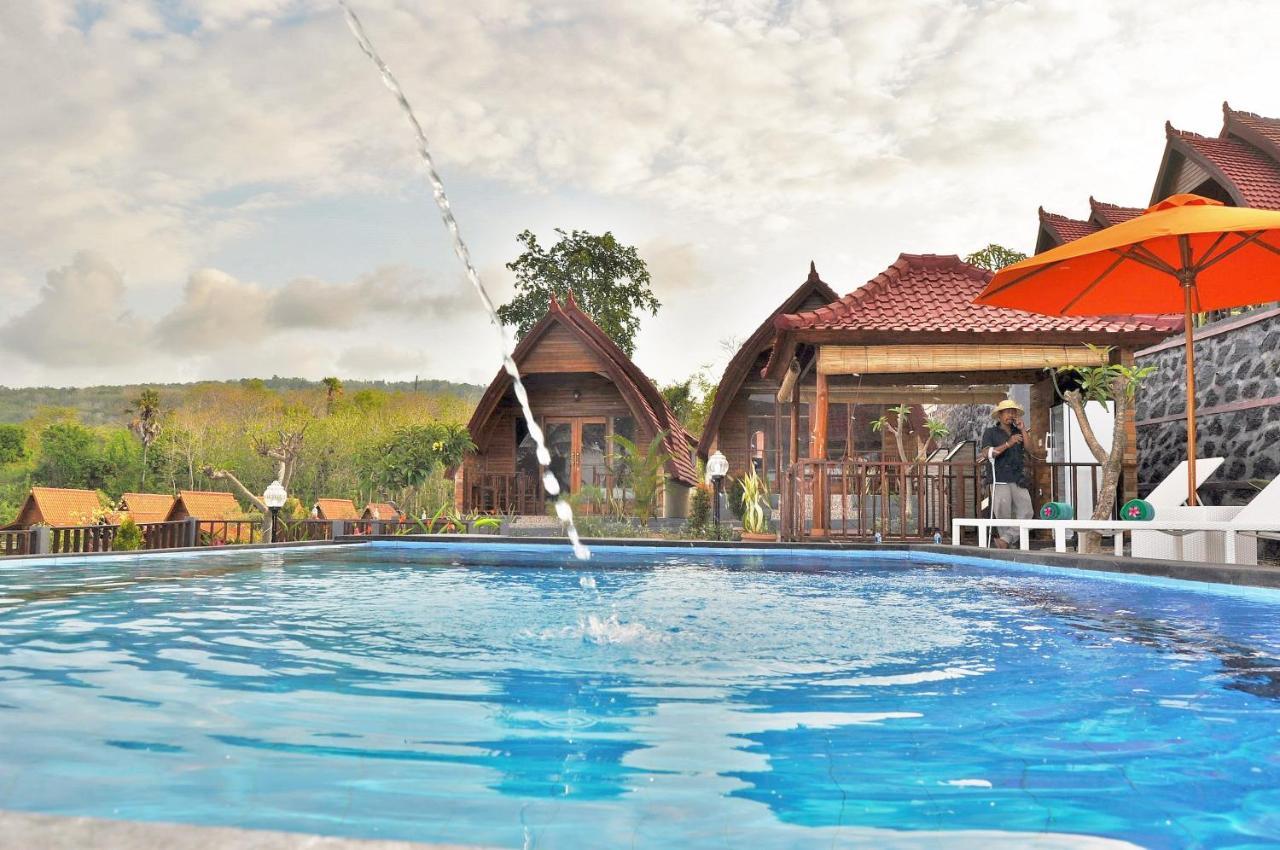 Surya Chandra Beach Bungalow Batununggul Εξωτερικό φωτογραφία