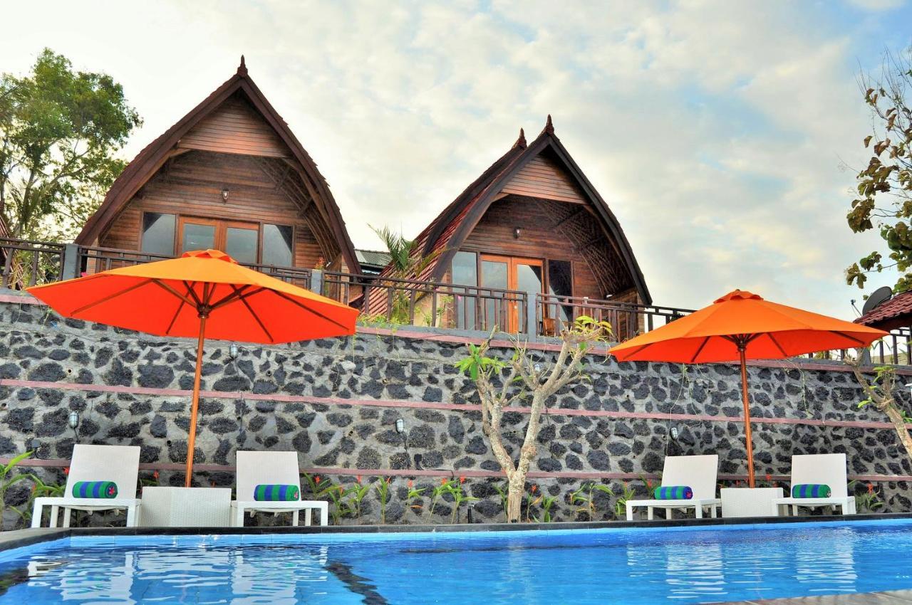 Surya Chandra Beach Bungalow Batununggul Εξωτερικό φωτογραφία
