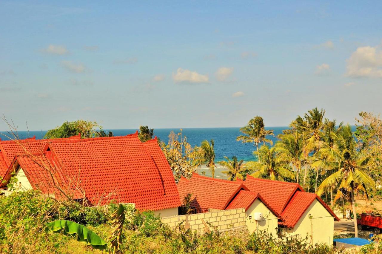Surya Chandra Beach Bungalow Batununggul Εξωτερικό φωτογραφία