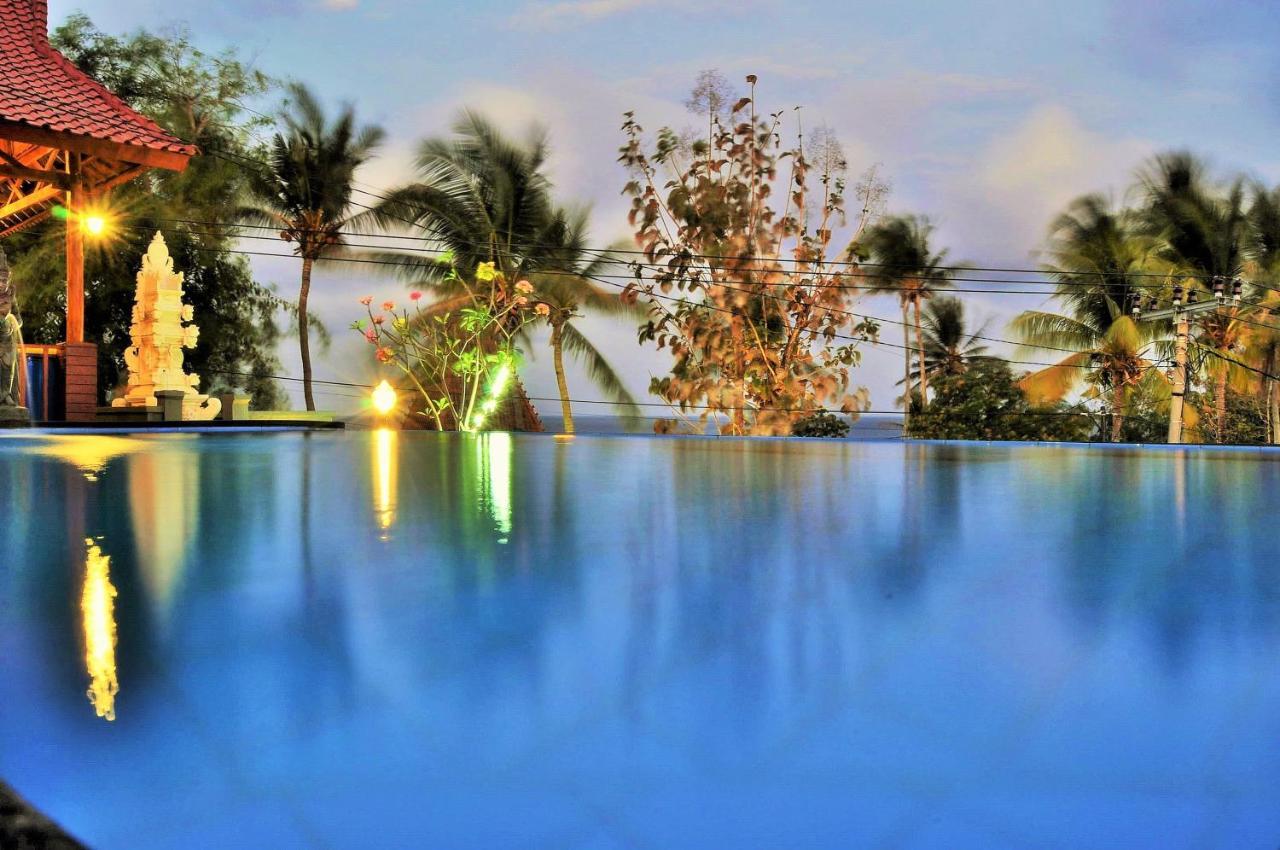 Surya Chandra Beach Bungalow Batununggul Εξωτερικό φωτογραφία