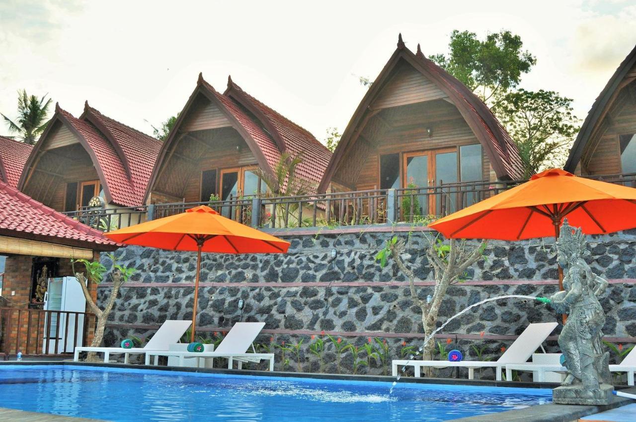 Surya Chandra Beach Bungalow Batununggul Εξωτερικό φωτογραφία