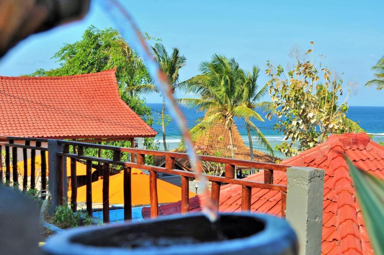 Surya Chandra Beach Bungalow Batununggul Εξωτερικό φωτογραφία