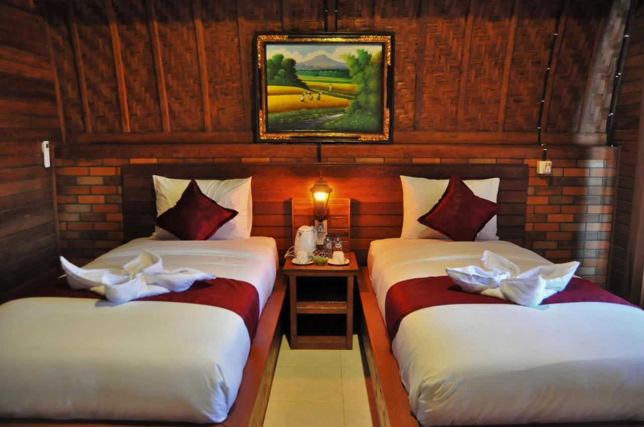Surya Chandra Beach Bungalow Batununggul Εξωτερικό φωτογραφία