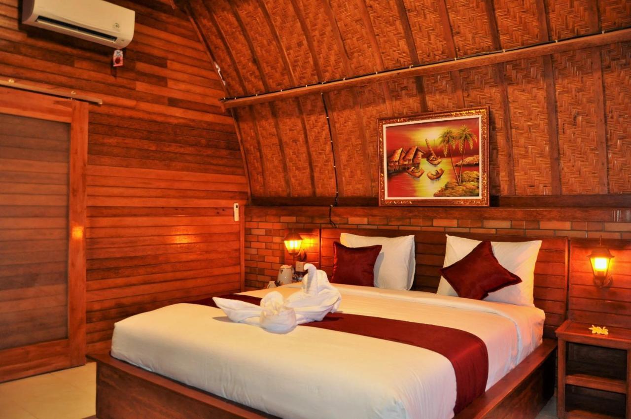 Surya Chandra Beach Bungalow Batununggul Εξωτερικό φωτογραφία