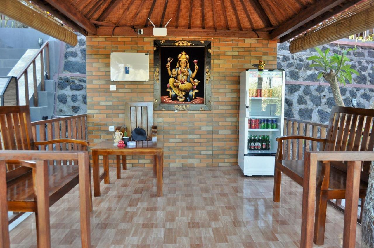 Surya Chandra Beach Bungalow Batununggul Εξωτερικό φωτογραφία