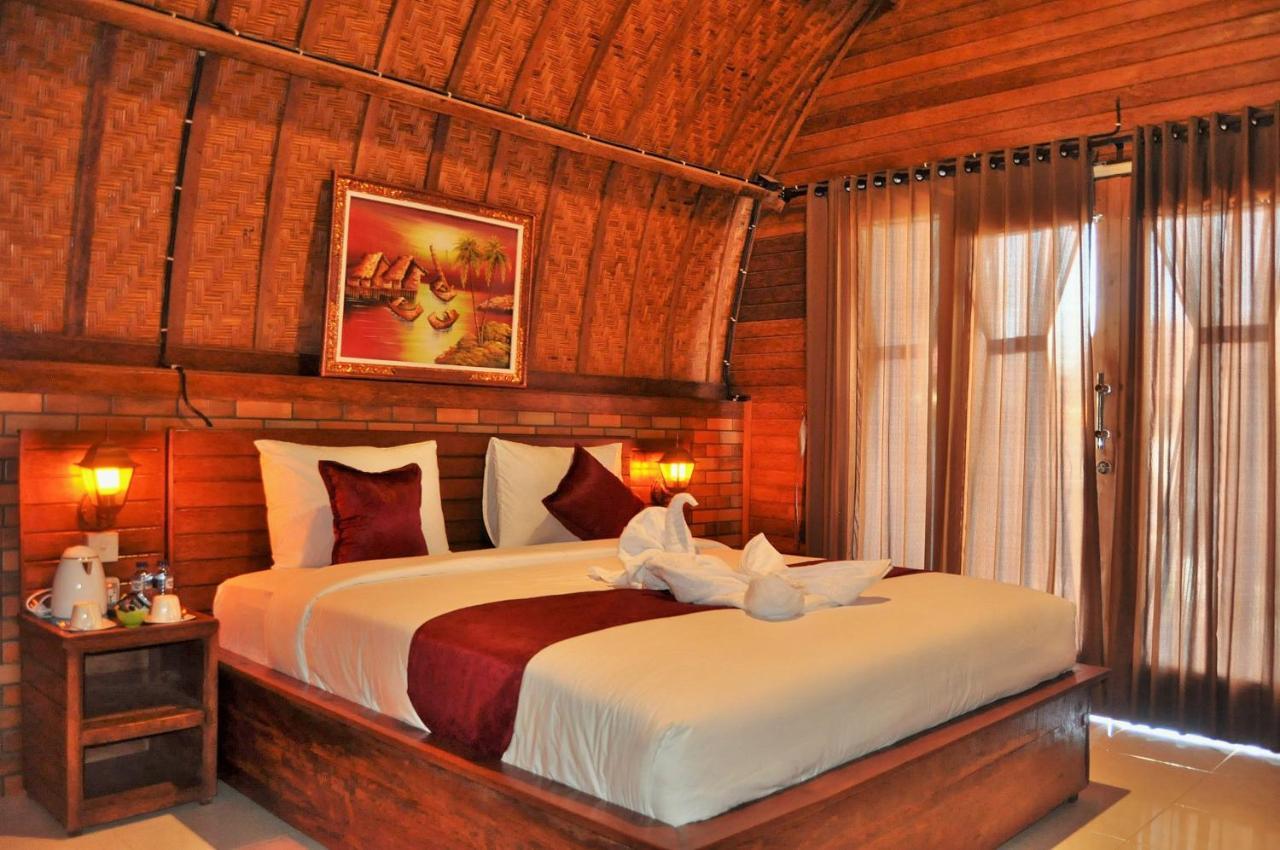 Surya Chandra Beach Bungalow Batununggul Εξωτερικό φωτογραφία
