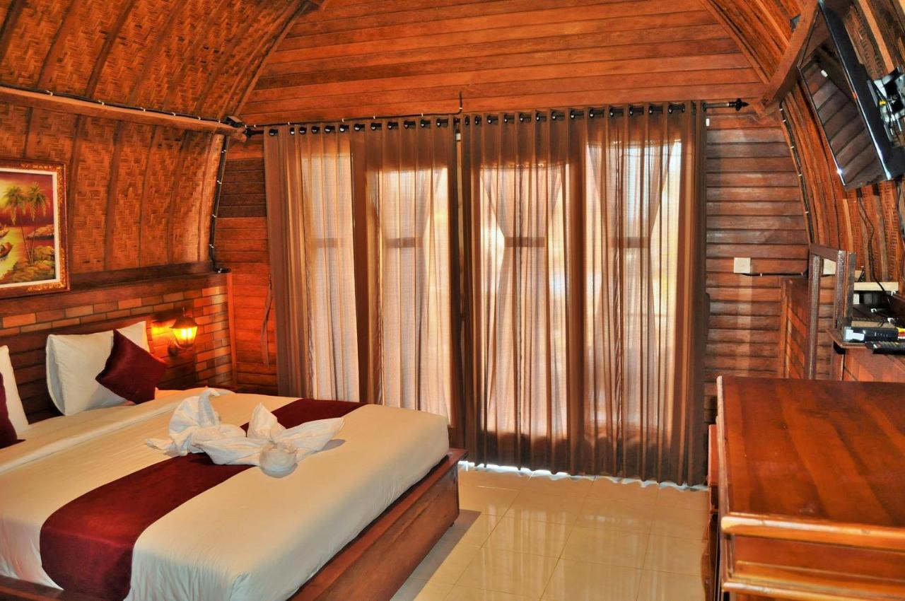 Surya Chandra Beach Bungalow Batununggul Εξωτερικό φωτογραφία