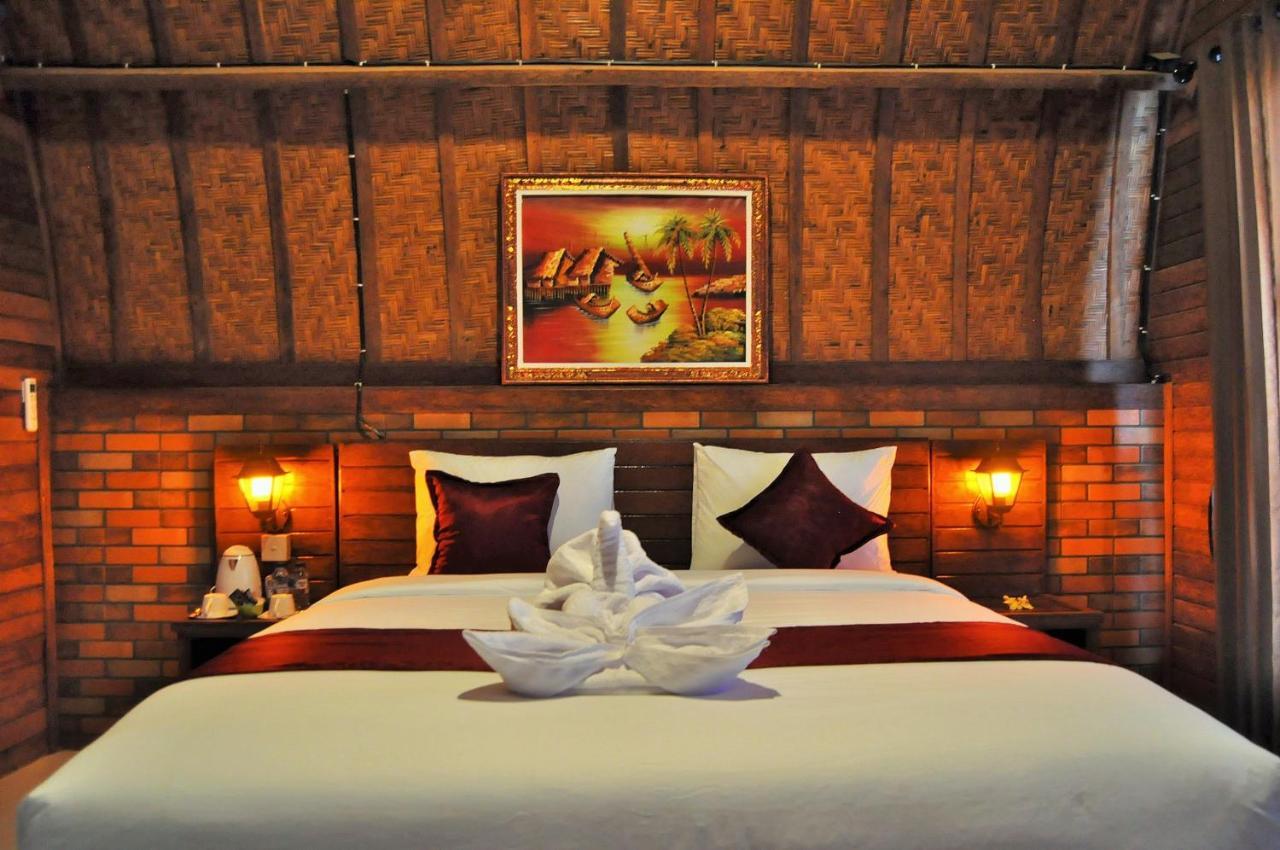 Surya Chandra Beach Bungalow Batununggul Εξωτερικό φωτογραφία